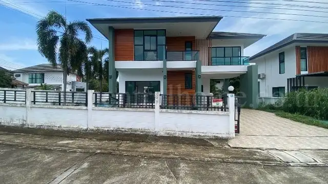 Naravilla Ban Chang Detached House - Cheapest and Largest in the Project
